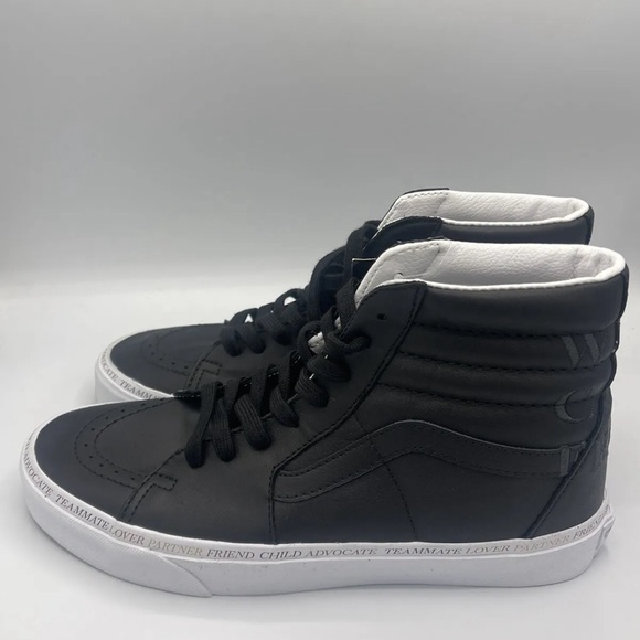 Chaussures MIGGY High-top Taille 9 Homme - Blanche, Neuves Sans Emballage